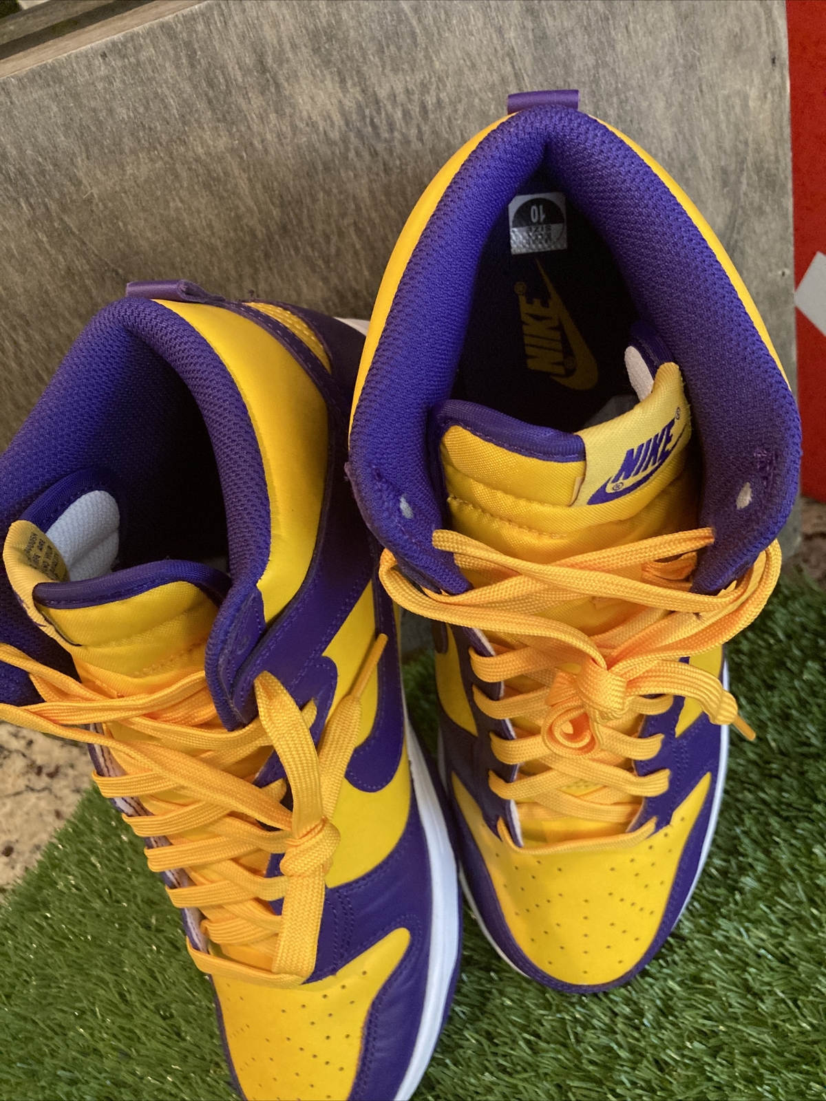 Nike Dunk High Lakers: DD1399-500 Size 10