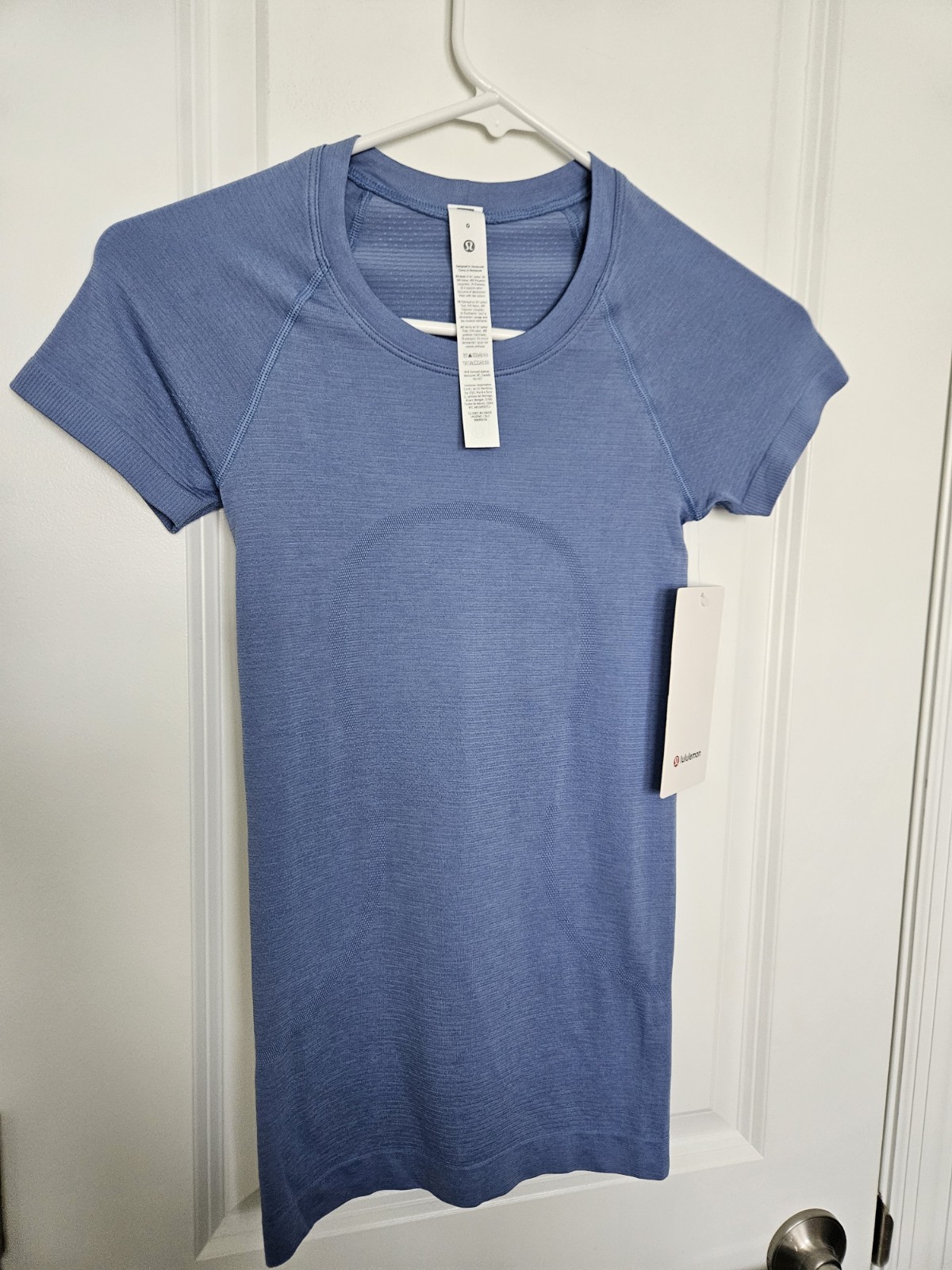 NWT Lululemon Swiftly Tech Short-Sleeve Shirt 2.0 Prep Blue Size 0