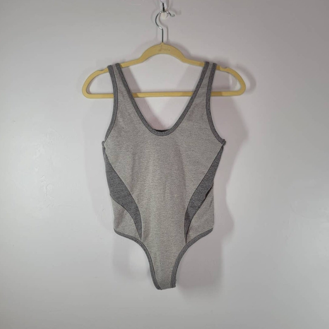 SKIMS Womens Outdoor Basics Scoop Neck Cotton Blend Bodysuit Heather Gray Size M