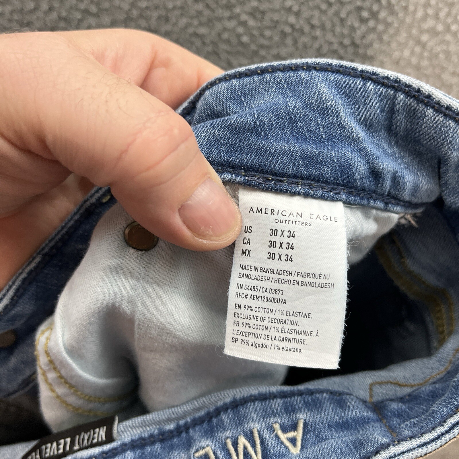 American Eagle Jeans Mens 30×34 Blue Skinny Next Level Flex Distressed Preppy