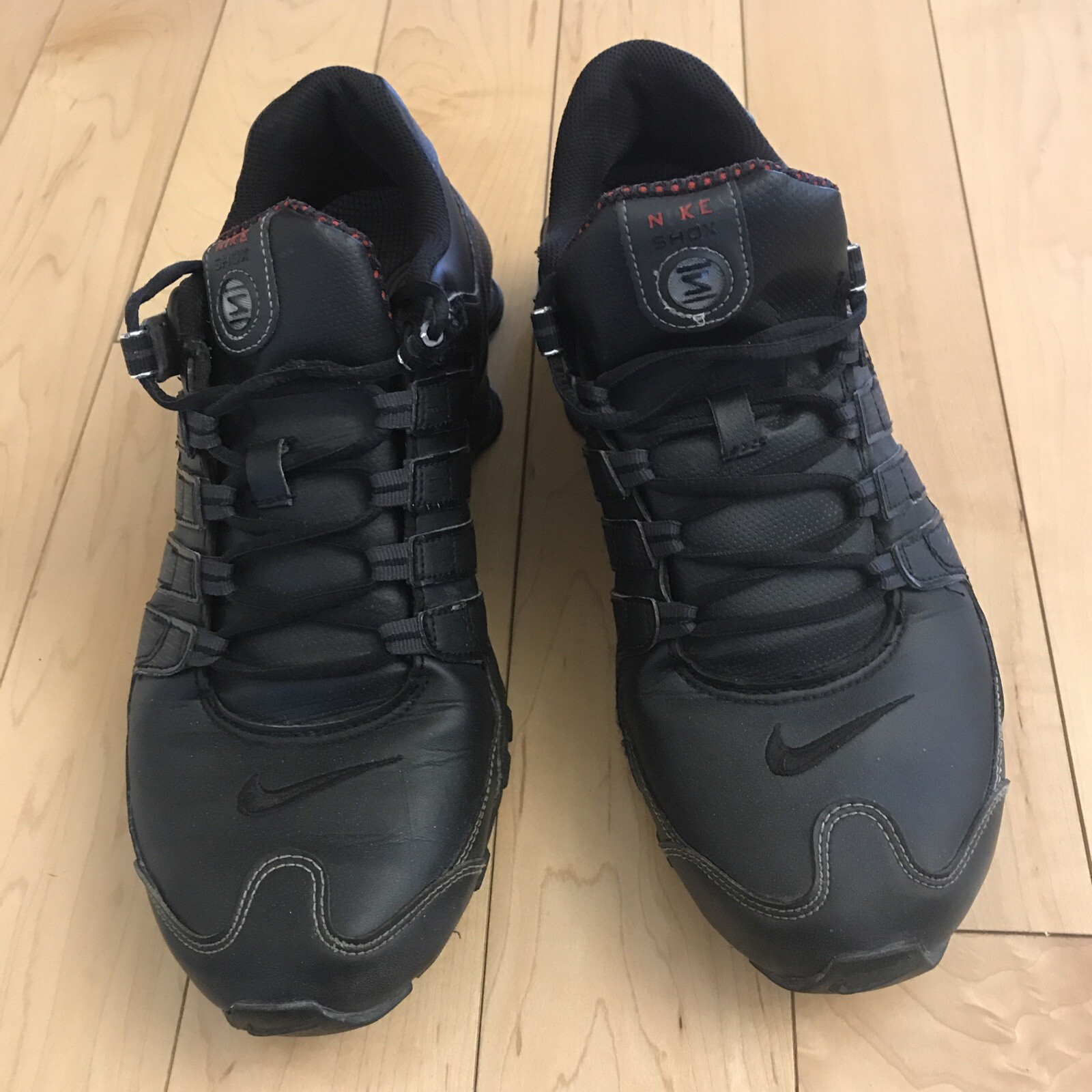 Nike Shox NZ Black Varsity Red Black Running Shoes 378341-017 Mens Sz 11 Rare