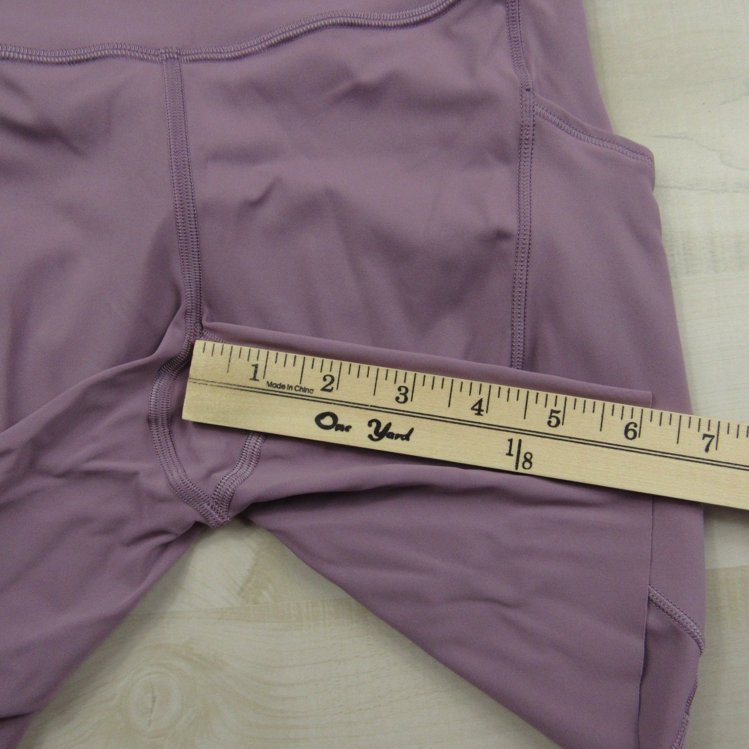 Lululemon Shorts Womens 4 Purple Align Athleisure Gym Yoga Active Stretch