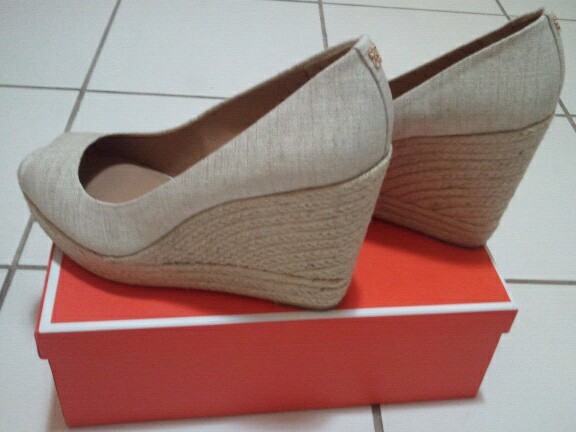 NEW! COACH SHOES “MILAN” GOLD PLATFORM MET WOMEN WEDGE SIZE 10
