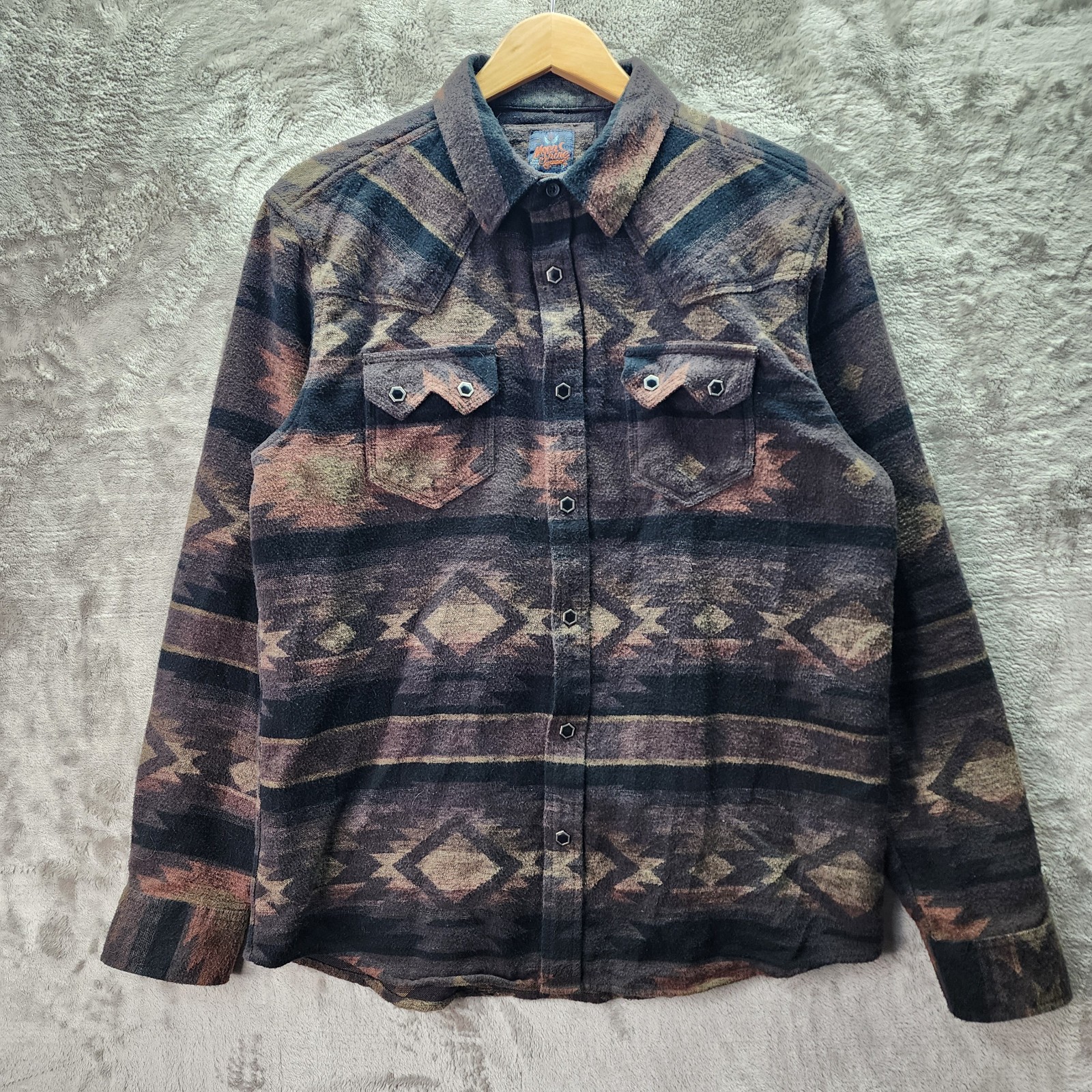 Moonshine Spirit Flannel Shirt Jacket Medium Southwestern Aztec Button Up