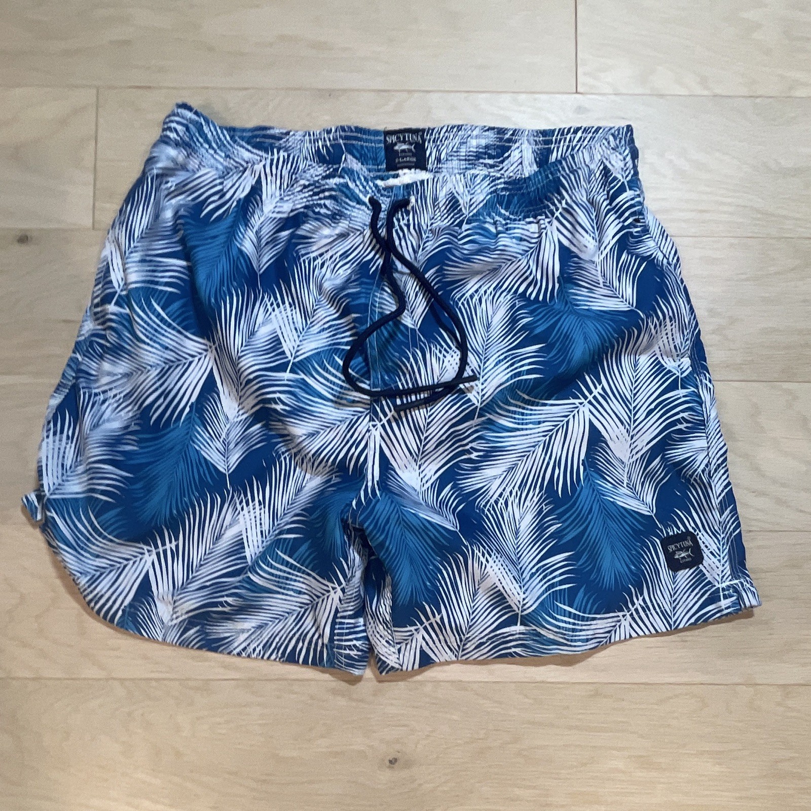 Spicy Tuna Men’s Size XL Blue White Tropical Swim Trunks Elastic Drawstring