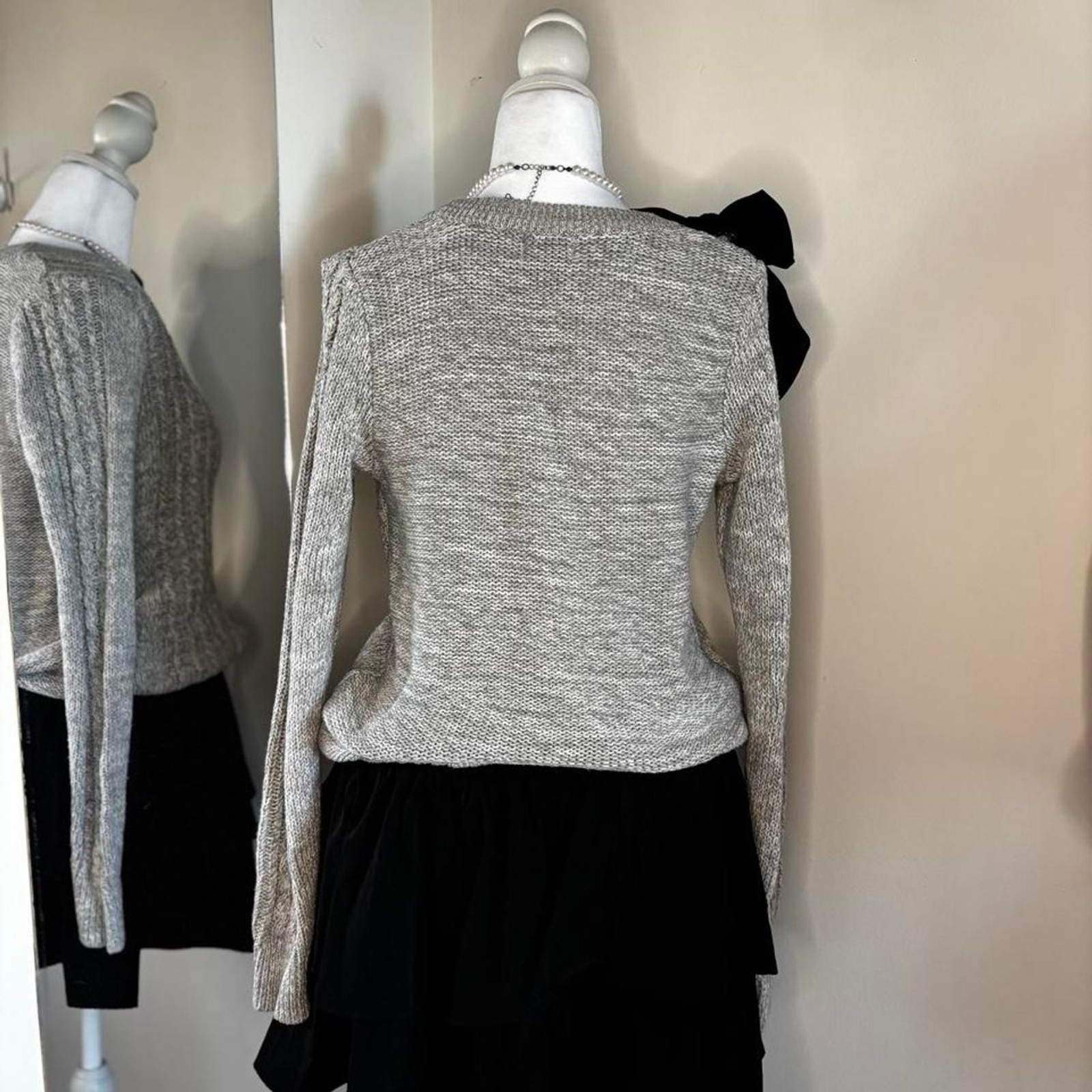 Old Navy Gray Cable Knit Crewneck Sweater | Coquette Dark Academia | Size S