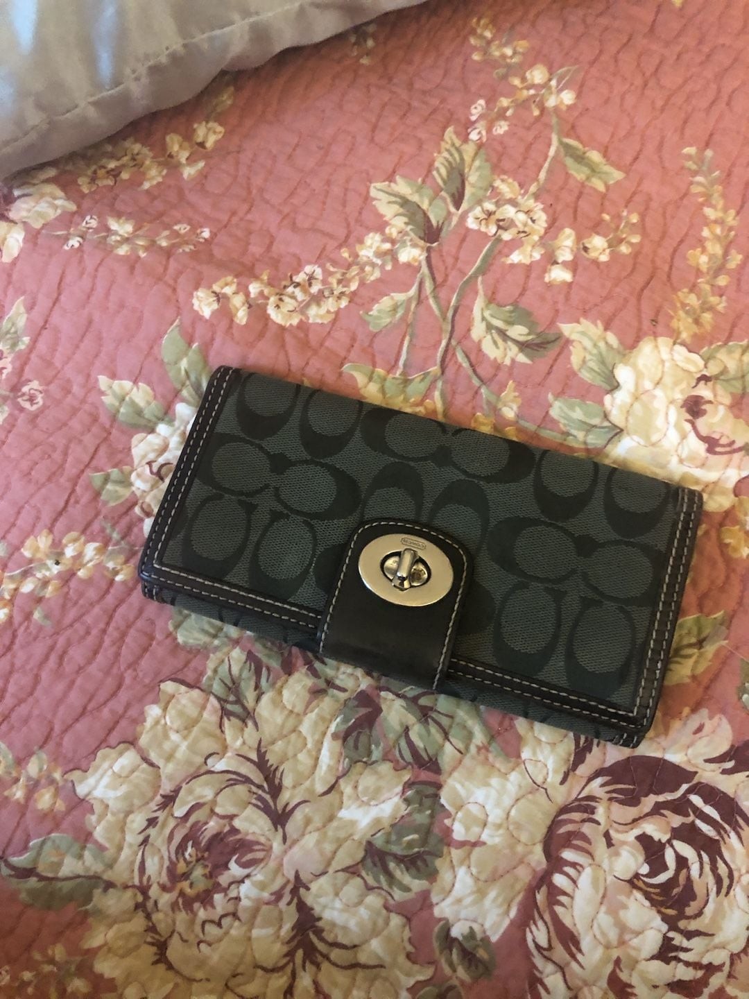 Coach Signature C Logo Turnlock Long Wallet