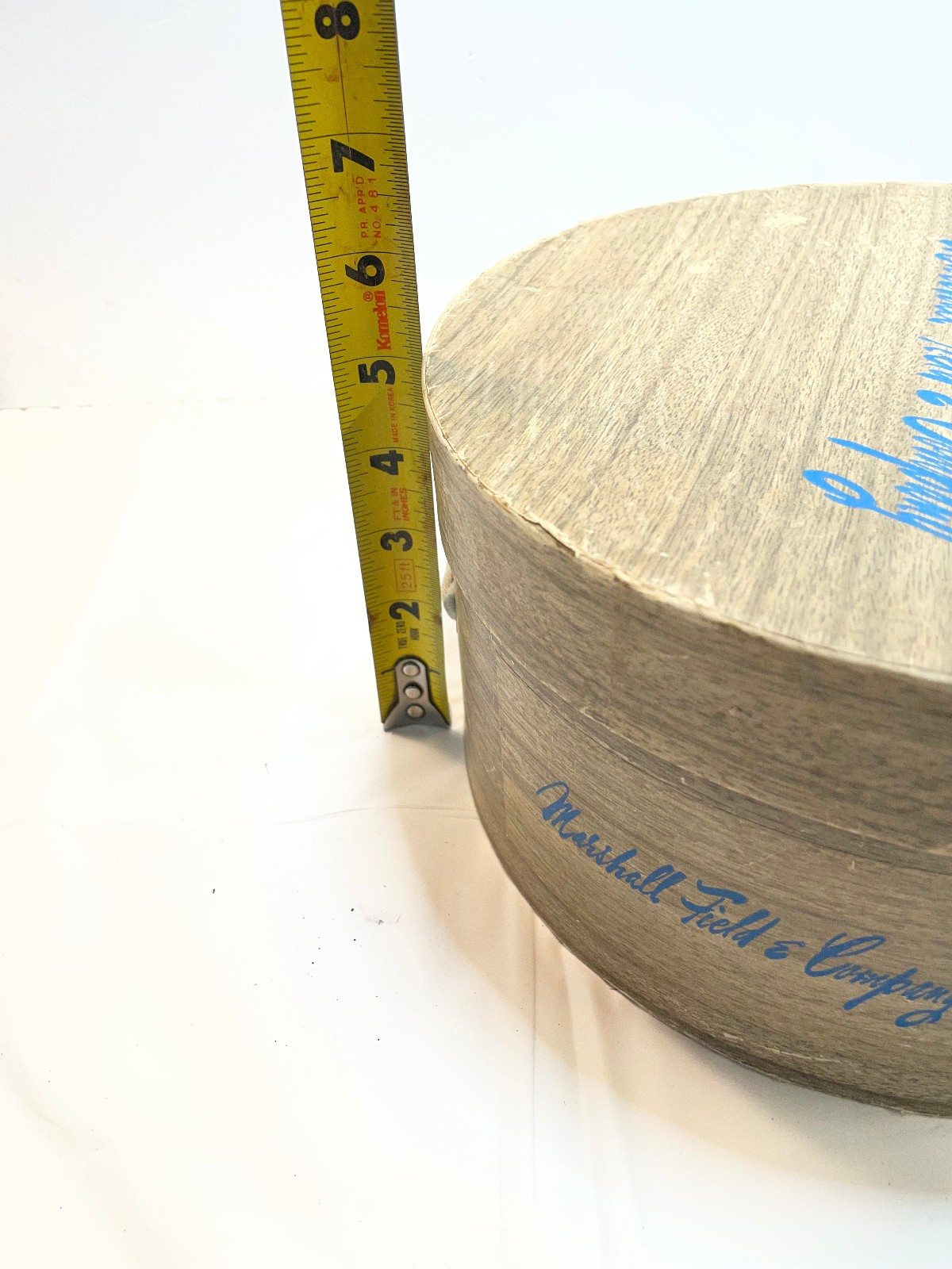 Vintage Marshall Field & Company Hat Box Department Store 10.25 x 5