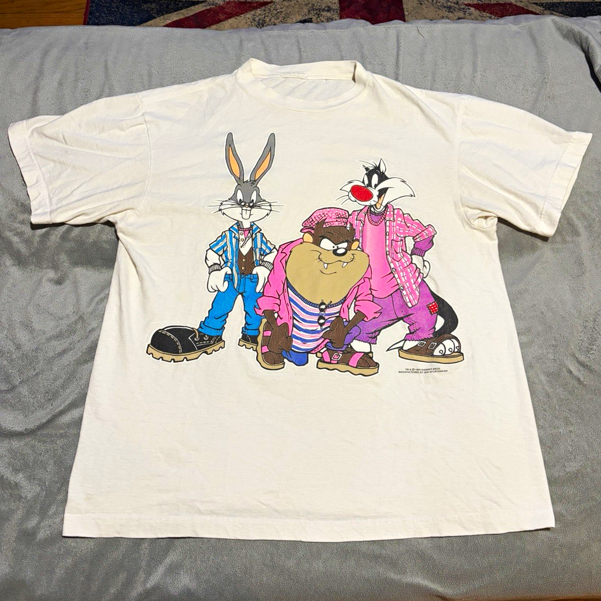 Warner Bros. Vintage 1994 Looney Tunes Graphic Print White Cotton Tee Men’s XL