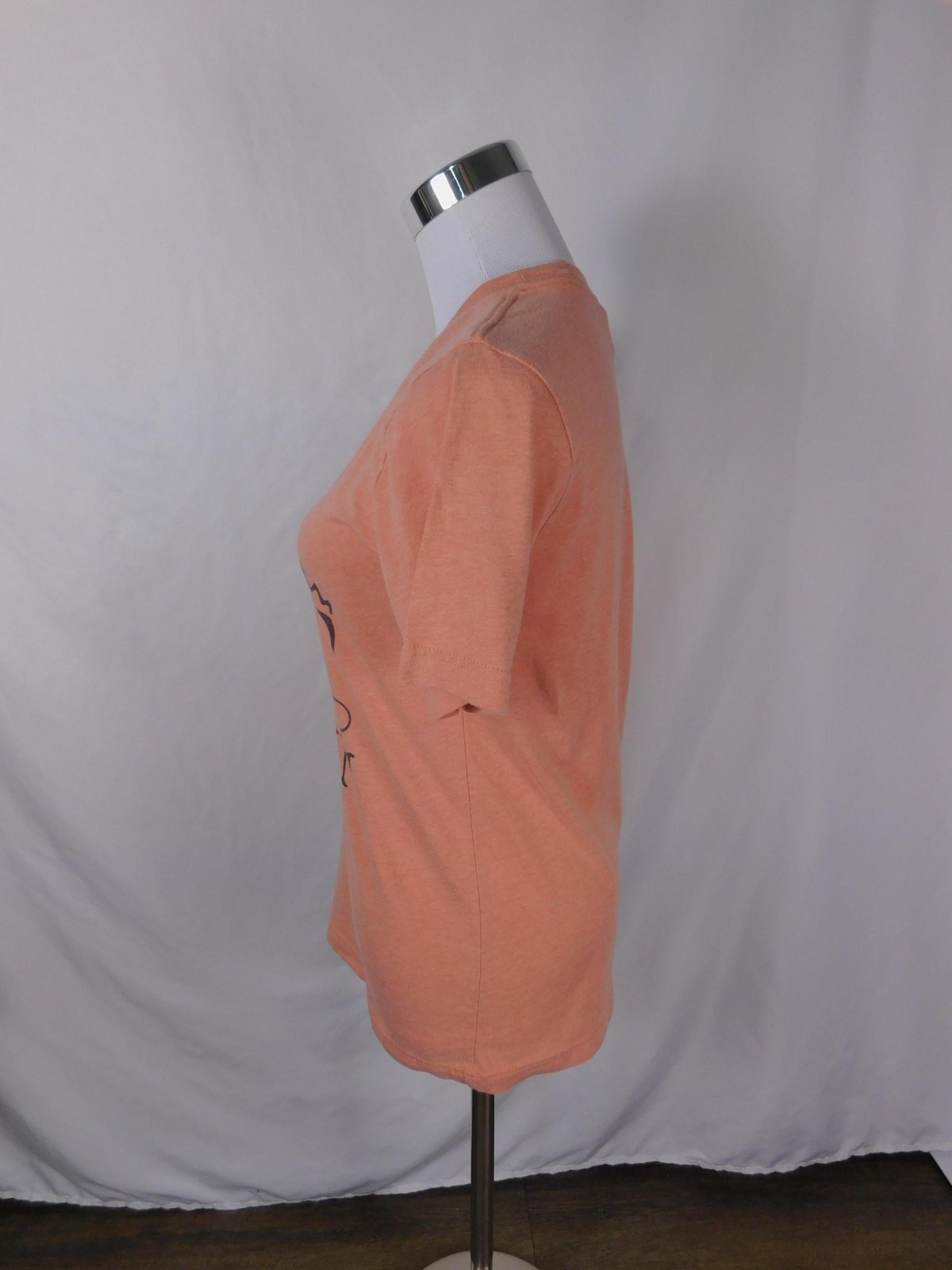 Bella Canvas Shirt Womens Small Peach Chillin Like A Villain Disney Villains Tee