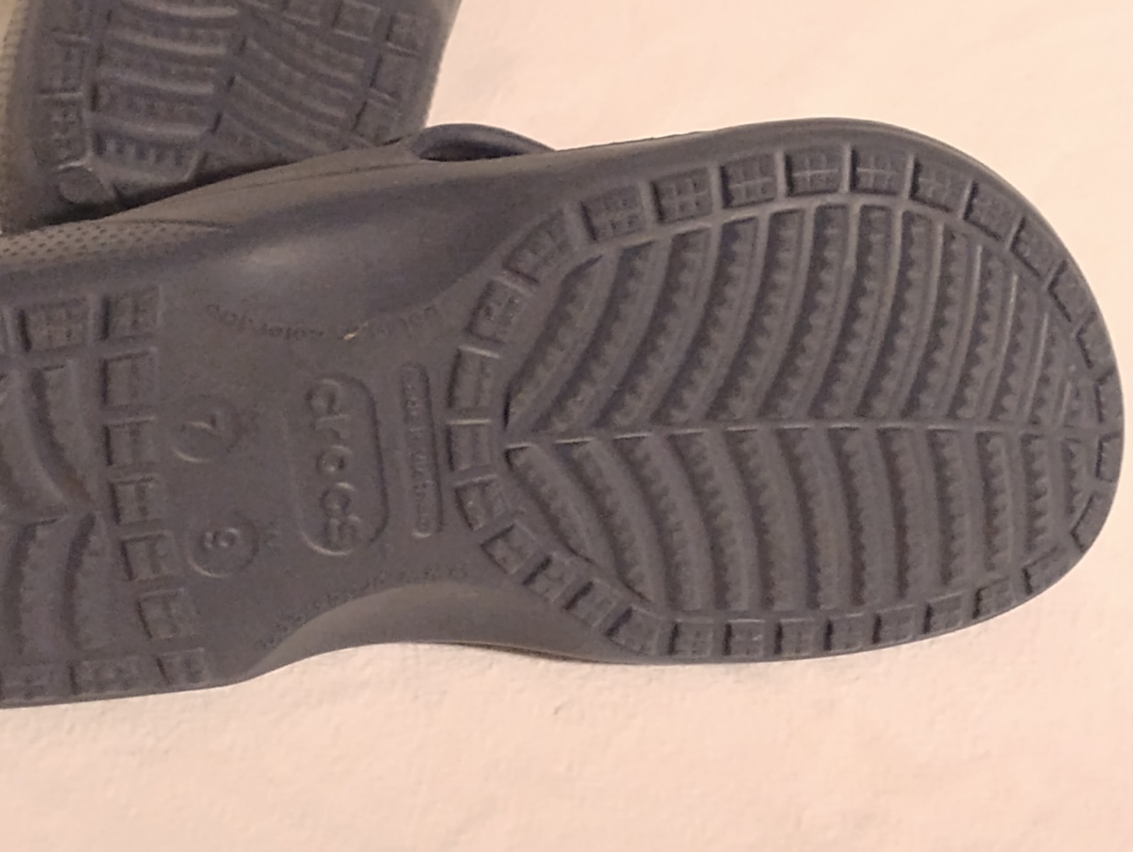 CROCS Black Slip On Lightweight Flip Flop Thong Sandal Size:W9 M7 *VGUC*