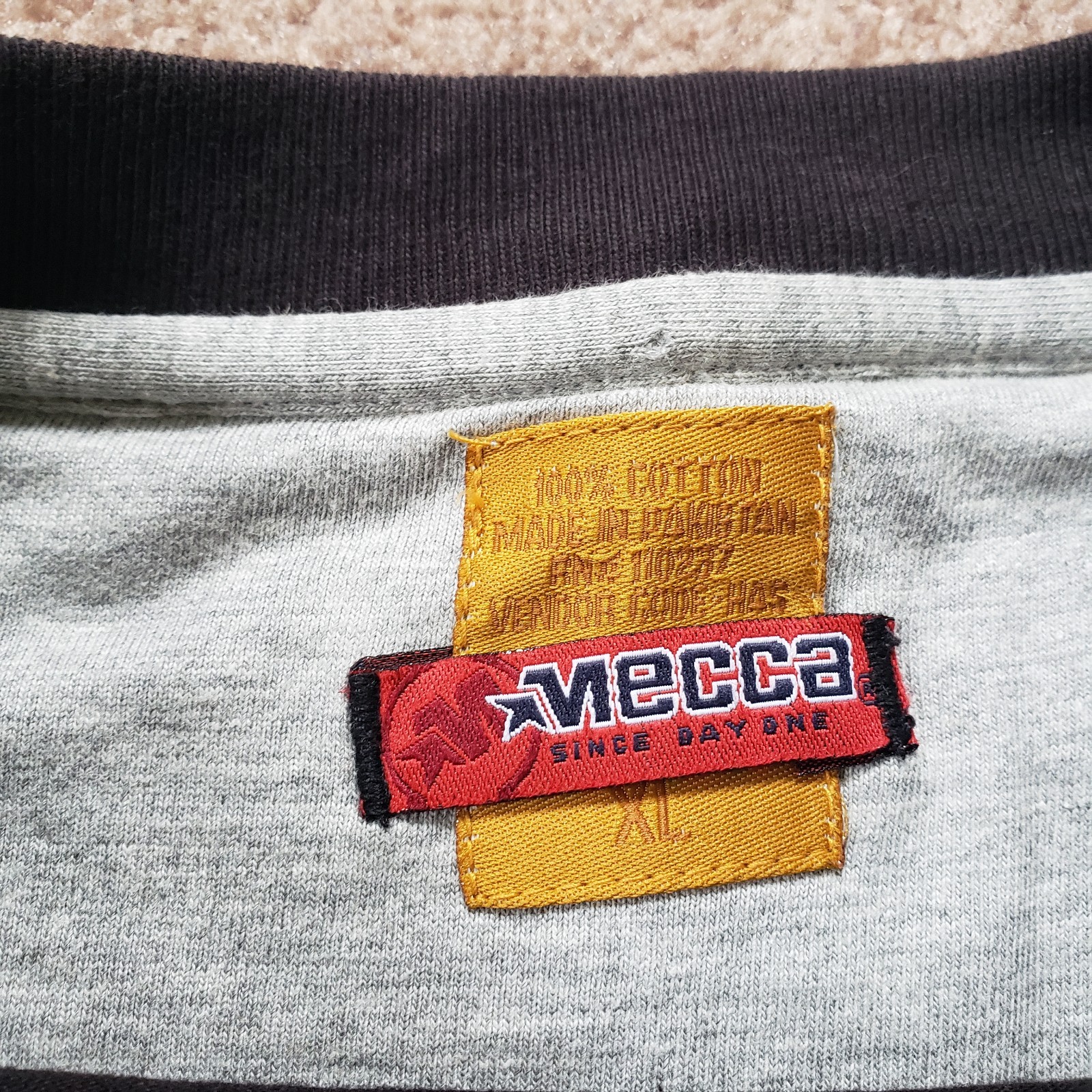 Vintage Y2K Mecca Plain Blank Size XL Mens 100% Cotton T-Shirt Urban Baggy Skate