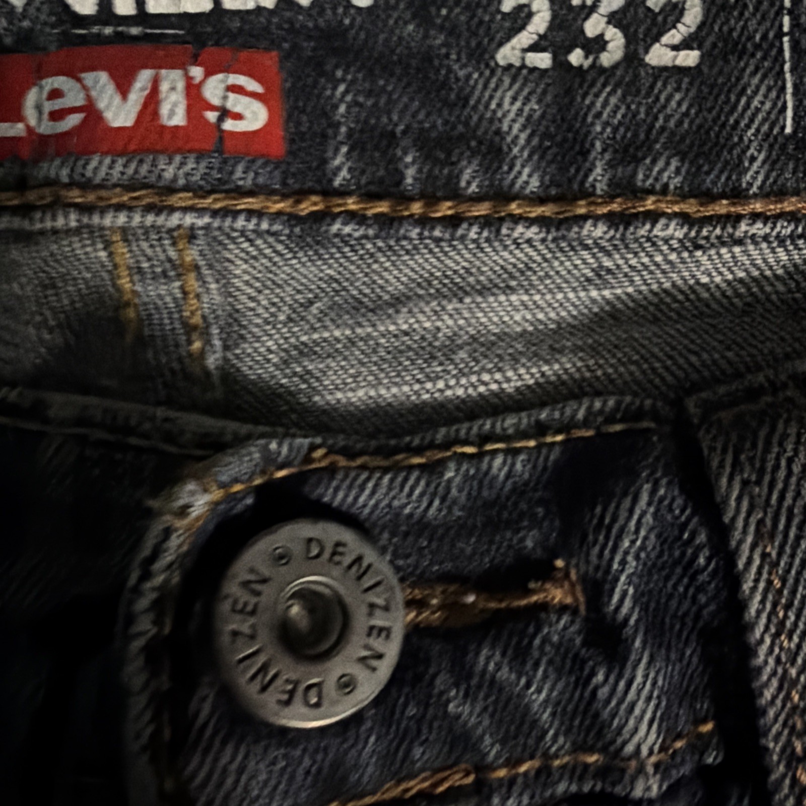 Denizen From Levi’s Men’s 232 Slim Straight Fit Jeans W32x L34