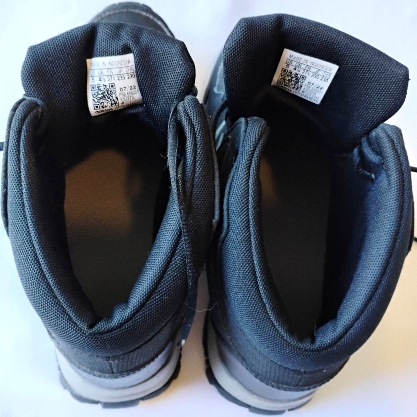 Adidas Terrex Kids High Top Hiking Shoes US size 5 EUR 37 1/3