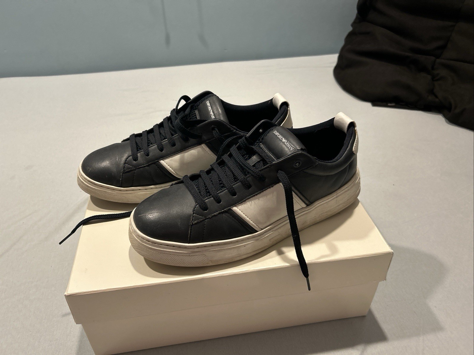 Emporio Armani Sneakers Mens Size 10 – EU 43 – Model X4X287 – 275$ Retail OG Box