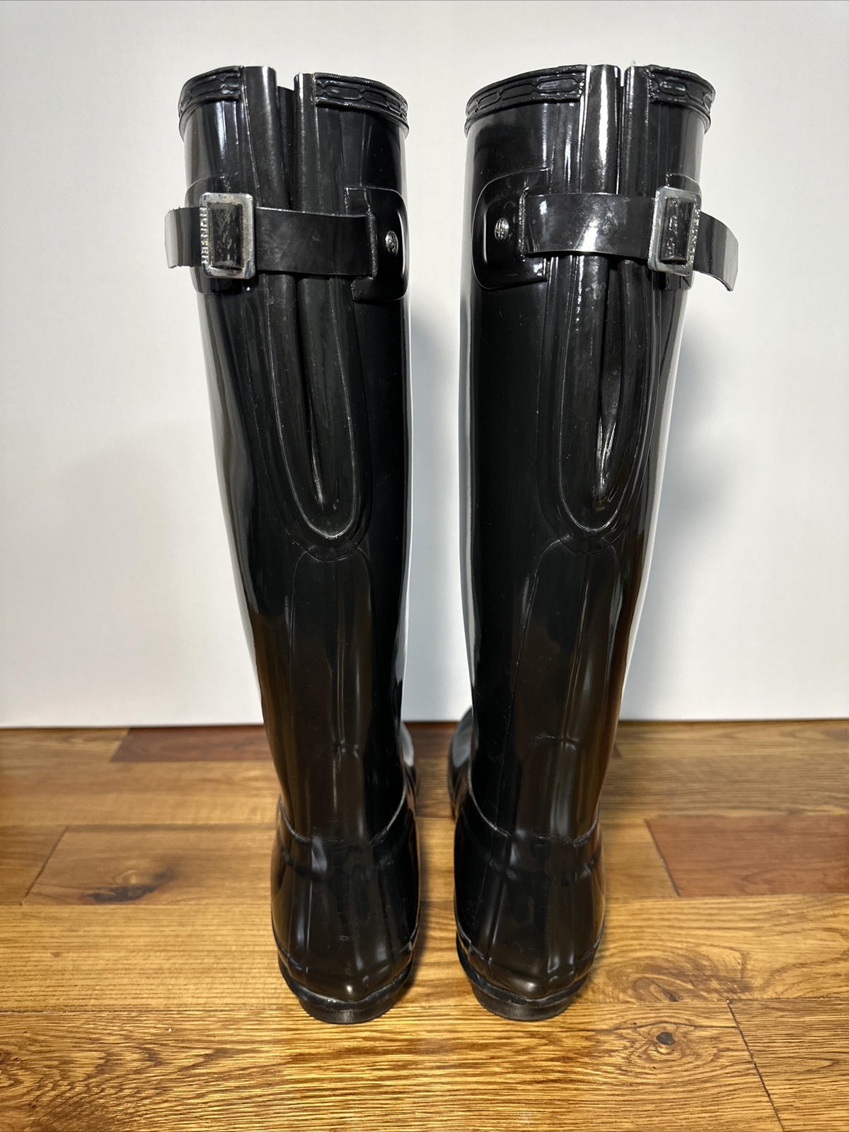 Hunter Original Women’s Black Adjustable Gloss Rain Boots 22in, Black, US Size 8
