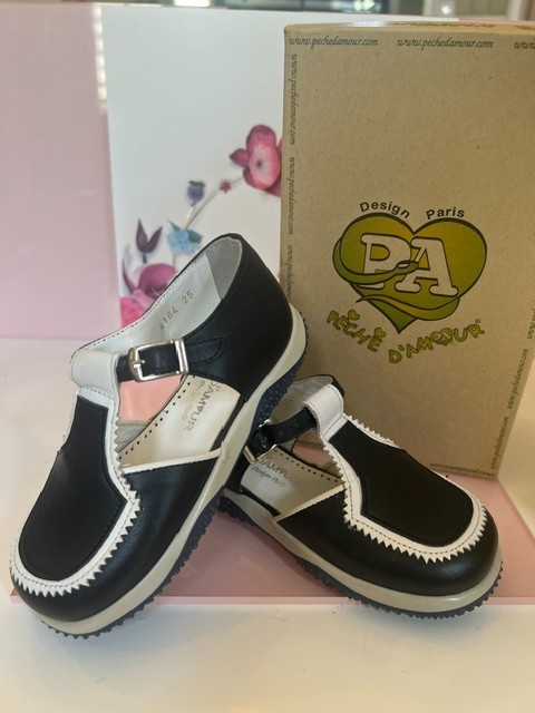Peche D’Amour Paris Toddler Mary Jane Shoes EU 25 US 9 Navy White Leather NEW Bo