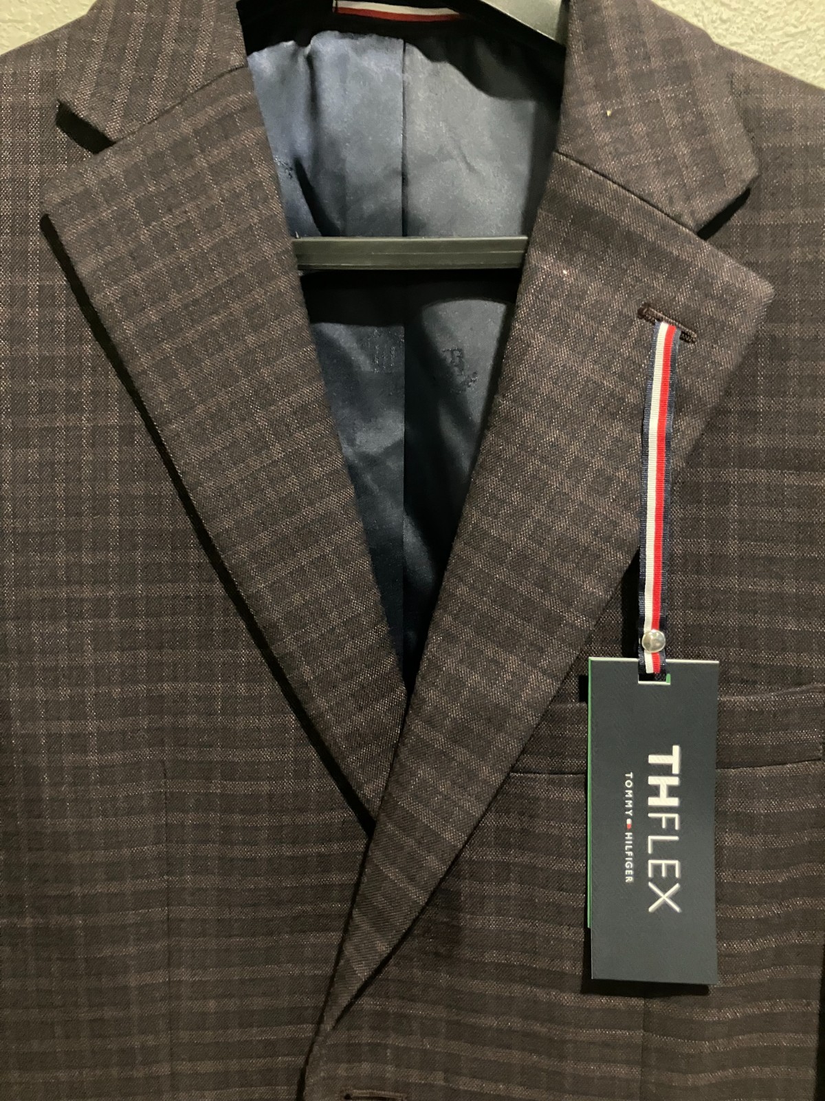$295 Tommy Hilfiger Men’s 38S Check Modern-Fit Sport Coat Brand New With Tags