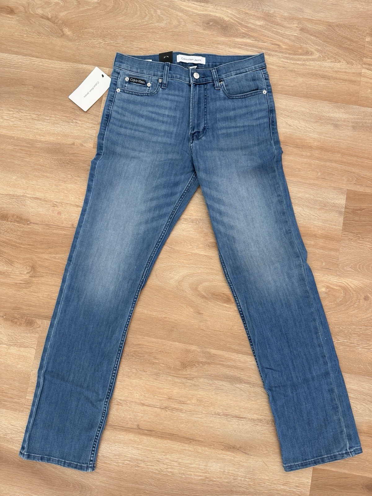 Calvin Klein Men’s Straight Jeans 30x 32 Light Wash High Stretch New