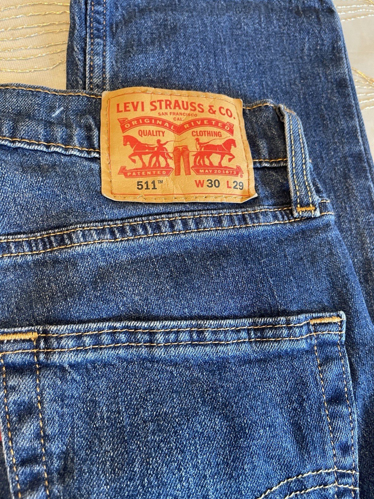 Levi’s Men’s 511 Slim Fit Jeans 30W X 29L Sits Below Waist Slim Throughout
