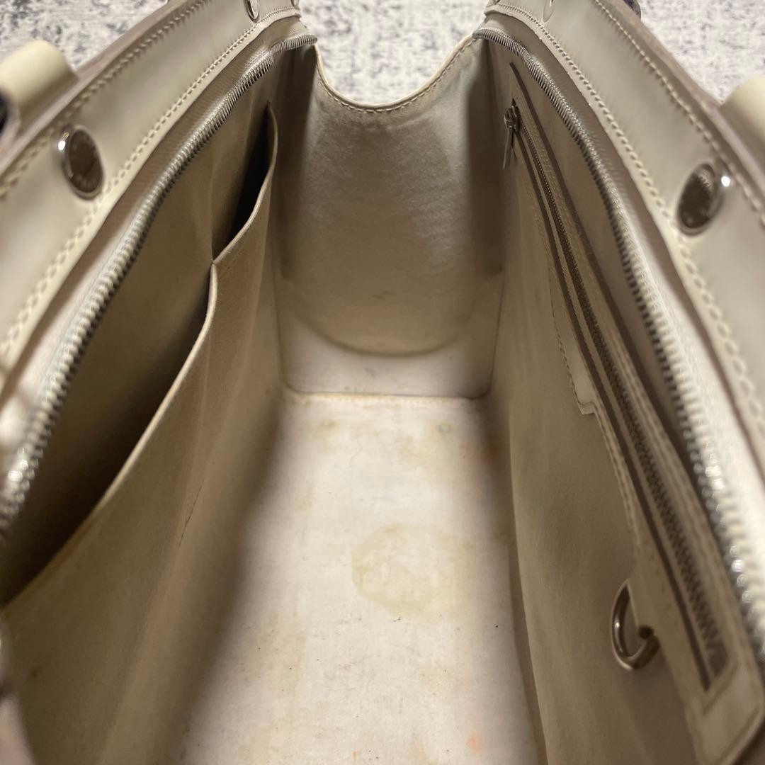 Louis Vuitton Brea MM M40330 White Epi Hand Shoulder Bag 13.0 x 9.8 x 4.7 inches