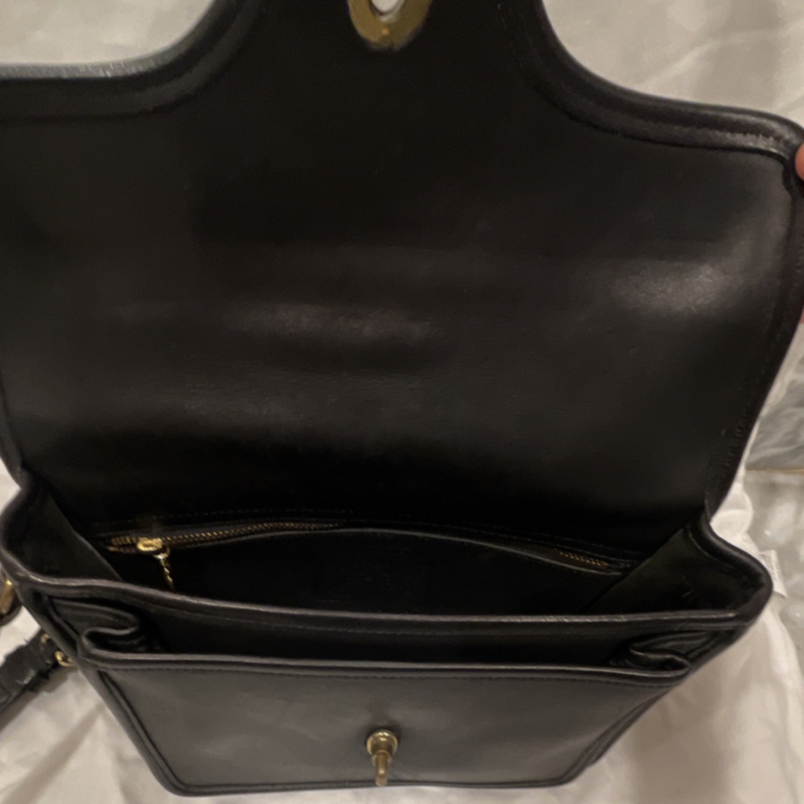 Vintage Coach Black Leather Shoulder Bag Gold Hardware Turn Lock Buckle Accent
