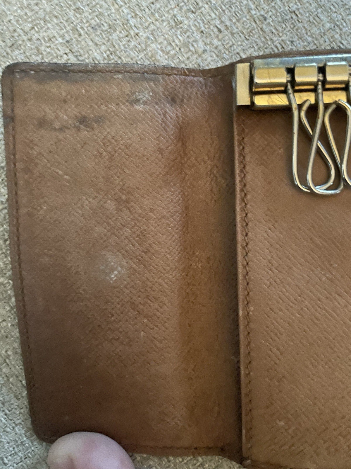 Louis Vuitton Monogram 6 Key Holder With All 6 Key Holders EUC