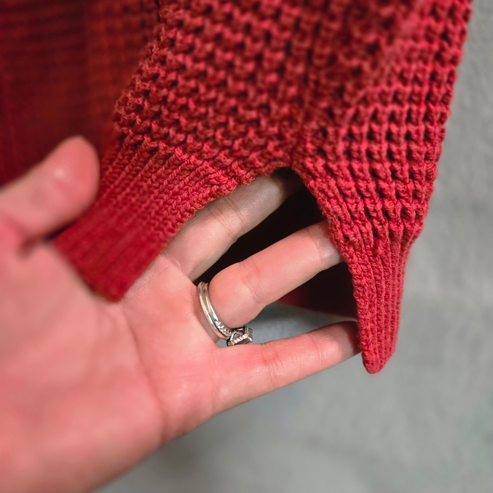 Ambiance Apparel Red Waffle Knit Crewneck Sweater Large Style 65950