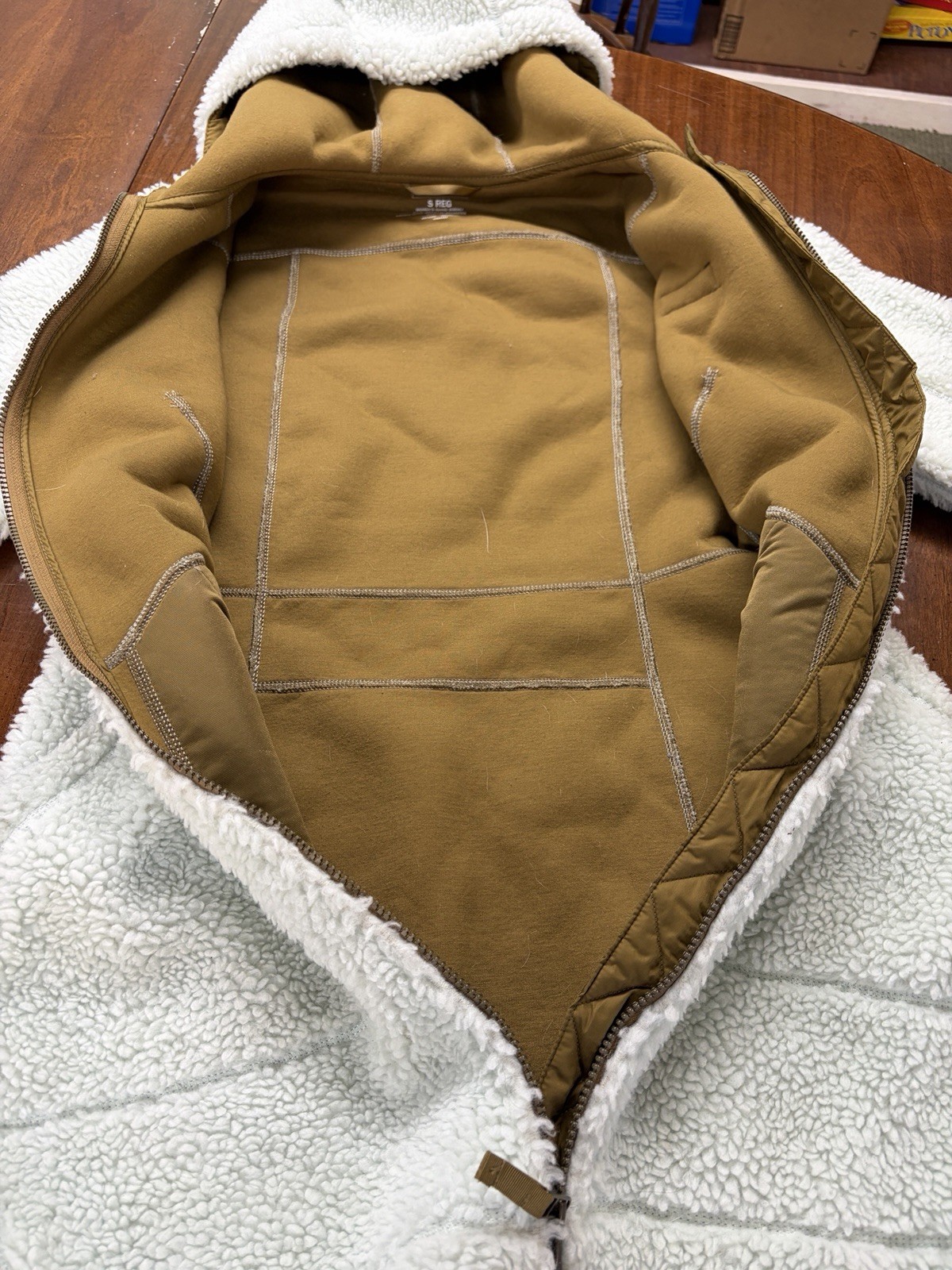 LL Bean Women’s Jacket Size Small Mint Green 100% Recycled Polyester