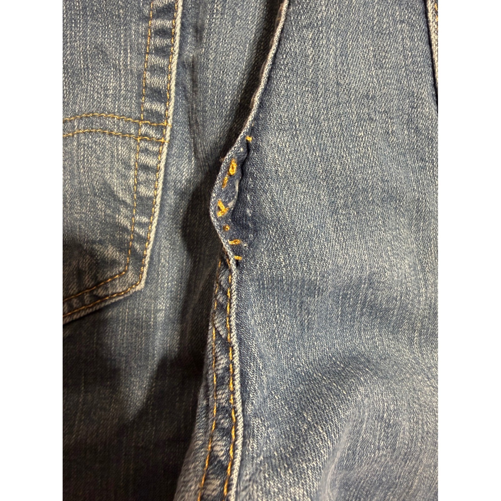 Levi Strauss 541 Athletic Taper Jeans Mens 33×32 Medium Wash Blue Denim Pants