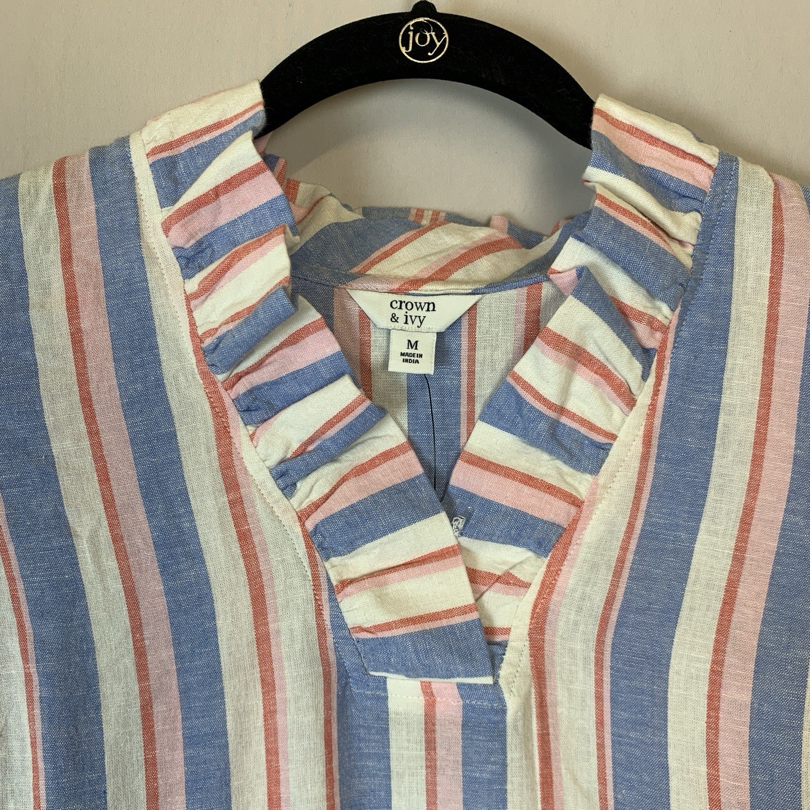 Crown Ivy Top Blouse Womens Medium Pink Blue Ivory Striped Sleeveless V Neck