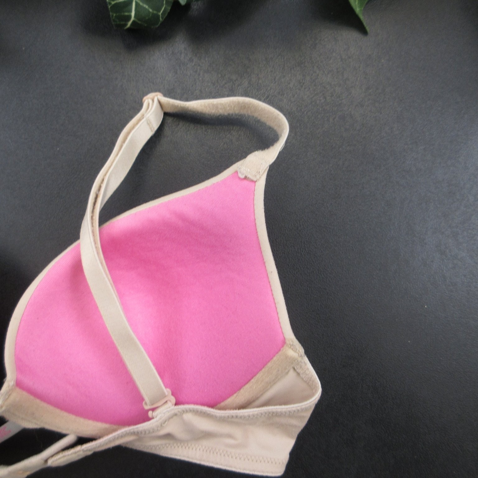 PINK Women’s Bra 32B Nude Push-Up Underwire Padded Adjustable Straps