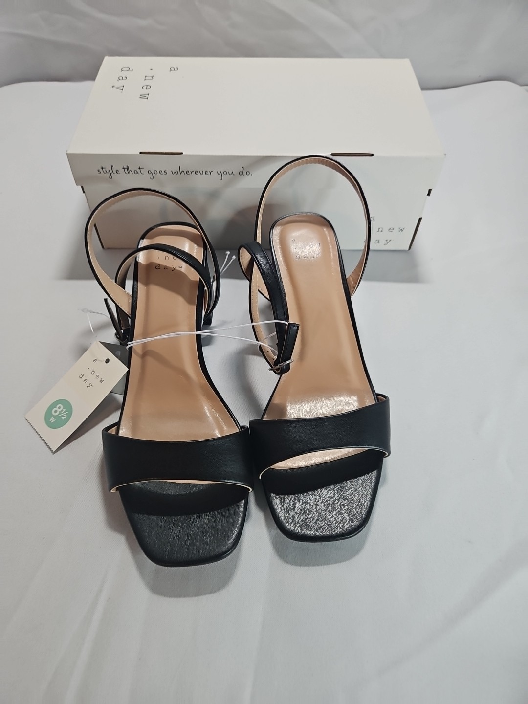 New Women’s Shannon Wide Width Heels Black – A New Day – SIZE 8.5W
