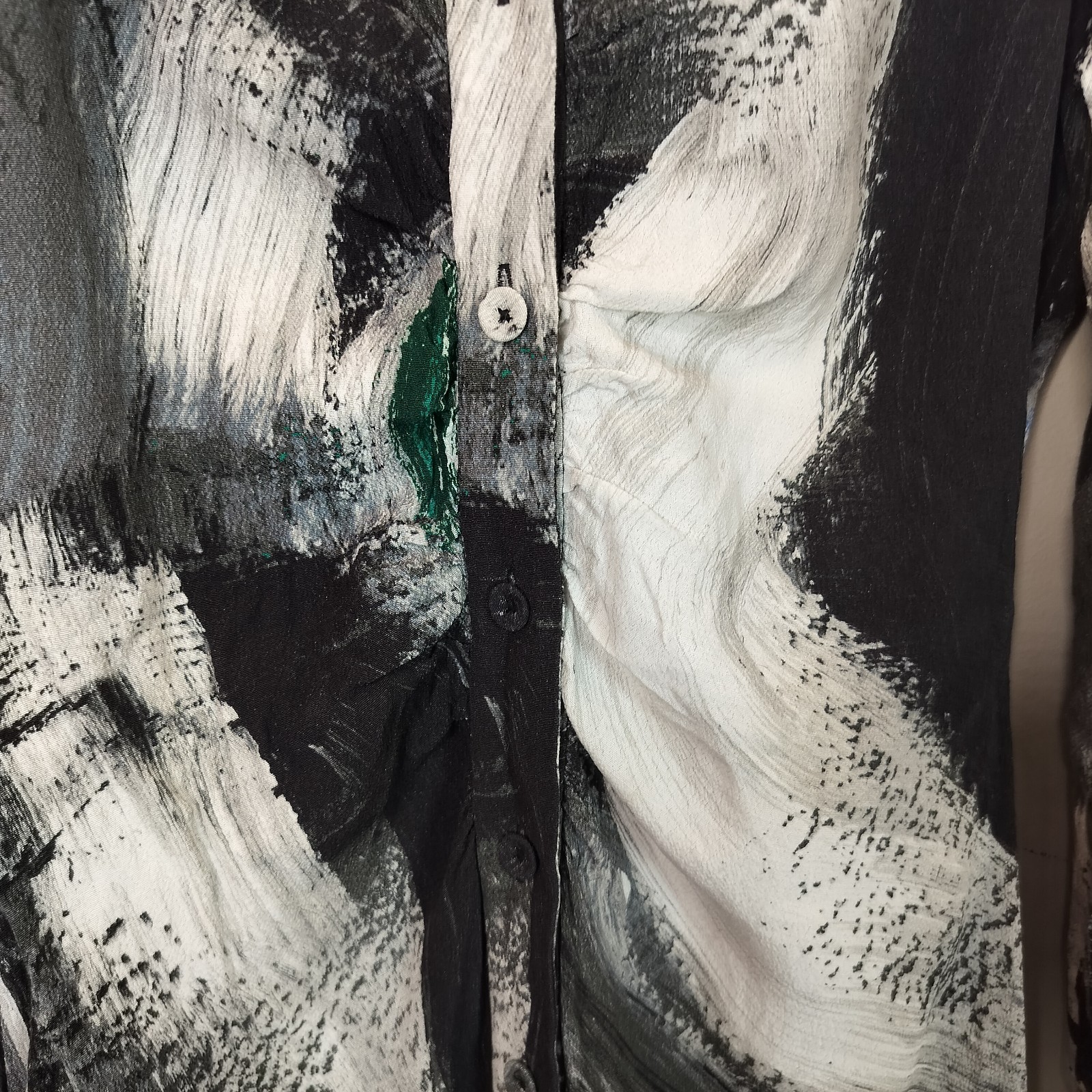 Diane von Furstenberg Dress Size 0 Brush Stroke Pattern Button Up Long Sleeve