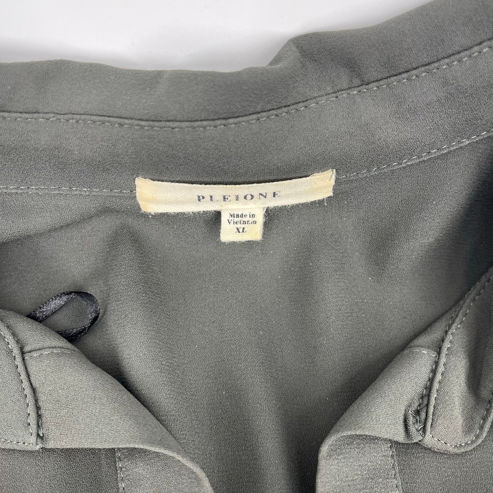 Pleione Gray/Green Chiffon Opaque Drapey Tunic Collared Blouse XL