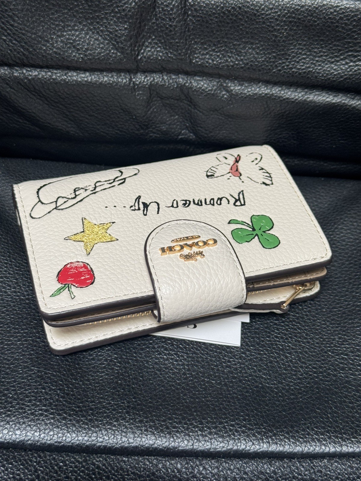 Coach Medium Corner Zip Wallet With Sketch Print In Gold/Chalk Multi CAO94 NWT
