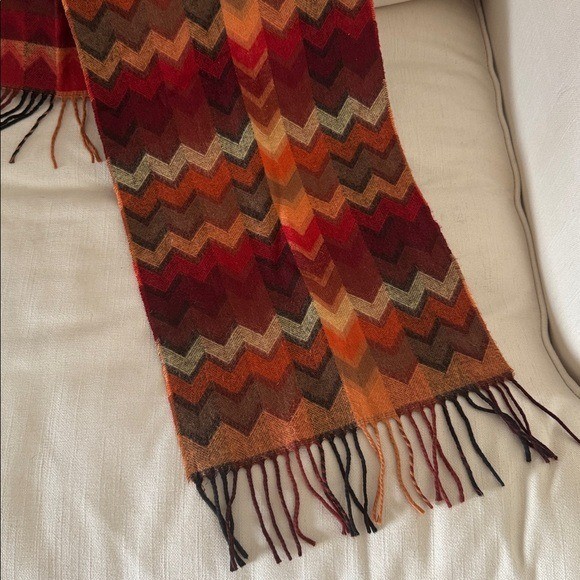 Dillards Scarf Zig Zag Fringe Fall Winter Soft Cozy Red Orange 64×11 inches