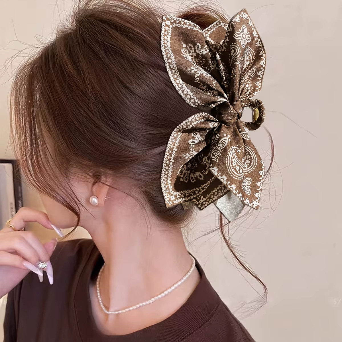 1Pcs Women’S Style, Brown Cashew Flower Bow Hair Clip, High-End and Elegant Hair
