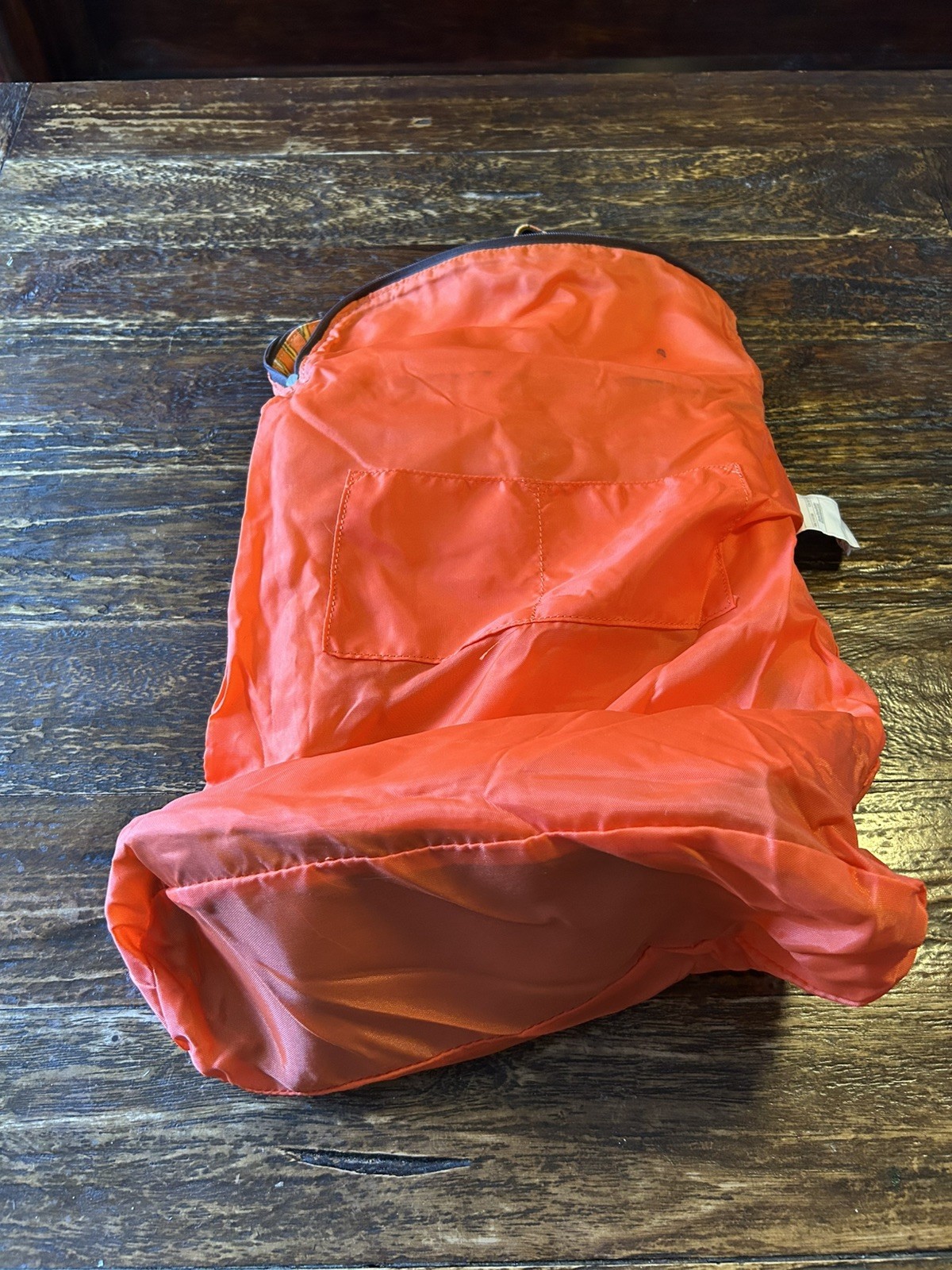Roxy Vintage Backpack with a 70’s style.