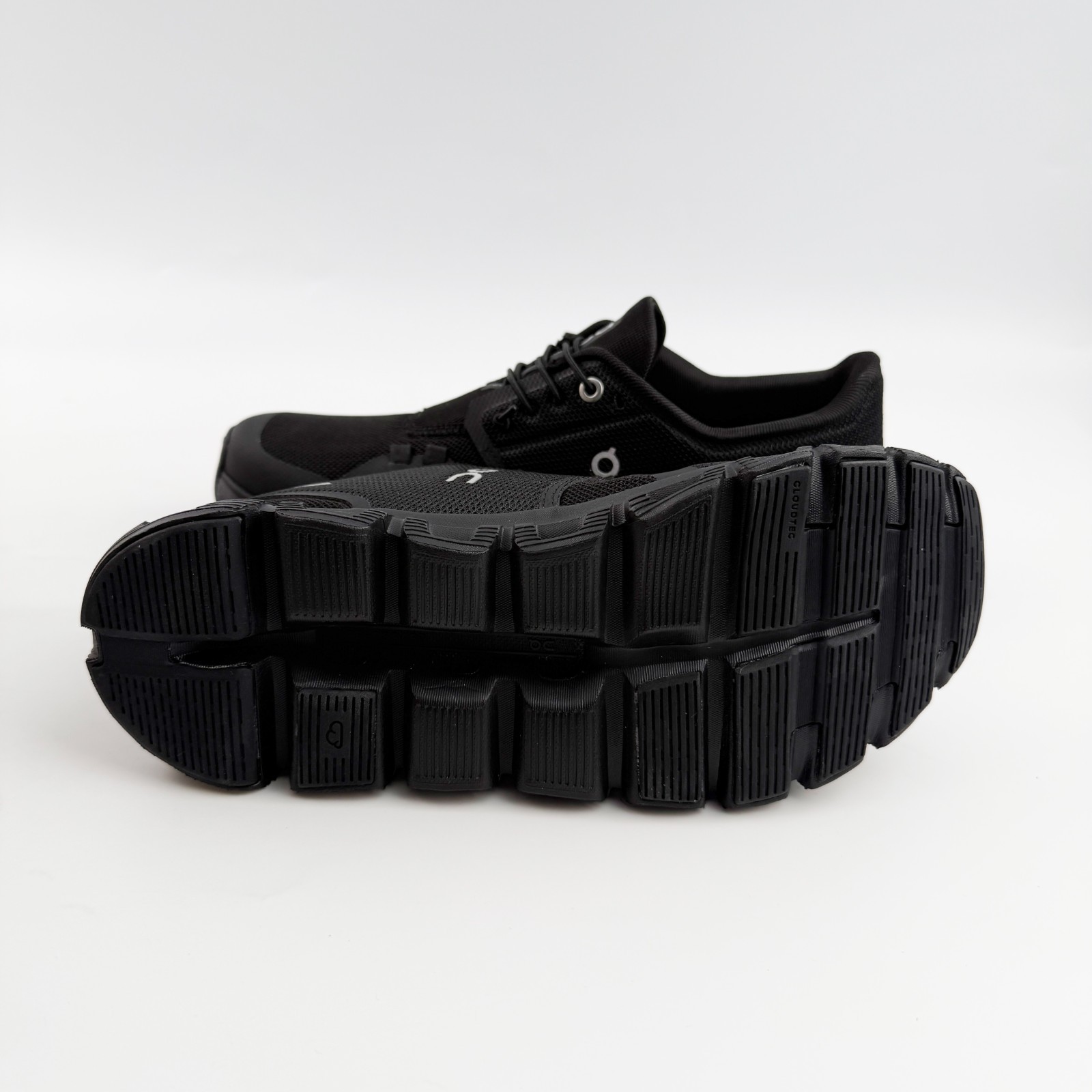 ON Cloud 6 Women’s Black All-Weather Comfort Running Sneakers Custom Shoelaces