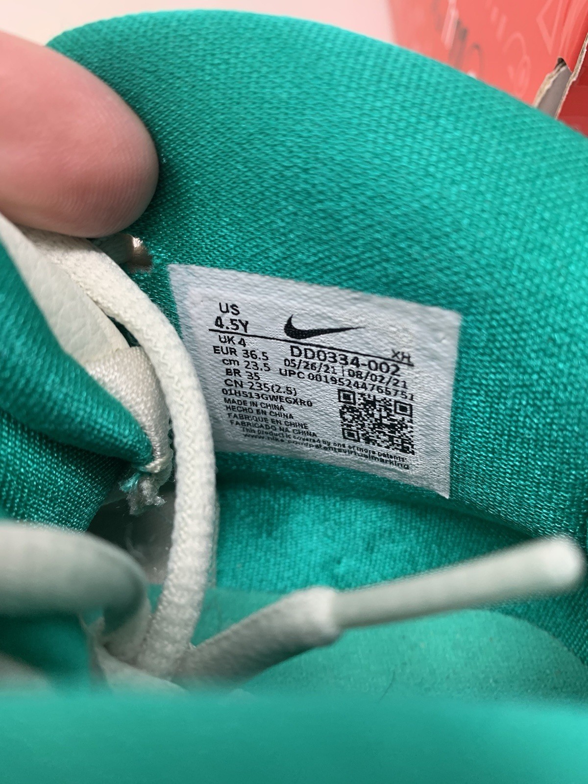 Nike Kyrie Infinity x Sue Bird Golden Tribute Mismate Right 5.5Y Left 4.5Y GS