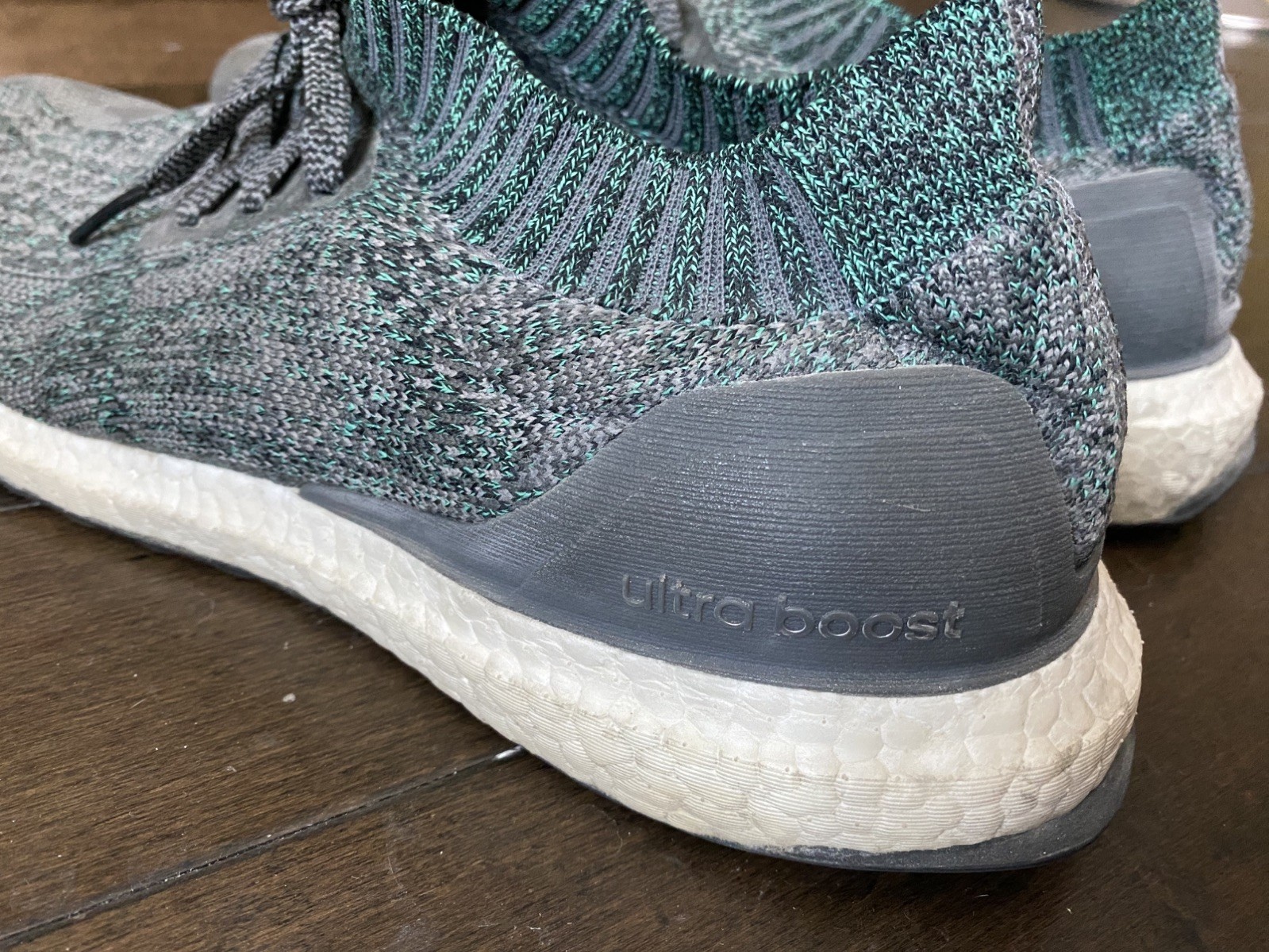 adidas Ultraboost Men’s 11 Gray Low Top Cushioned Running Sneakers MRP$180