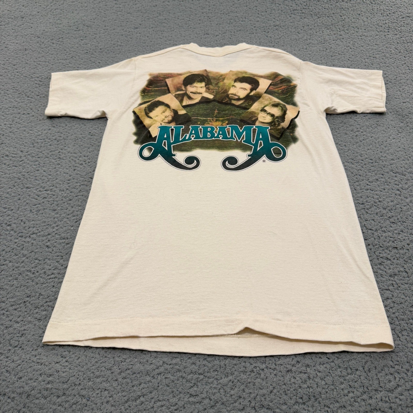 Vintage Alabama Band Shirt Mens Medium Cream In Pictures Single Stitch 90s USA