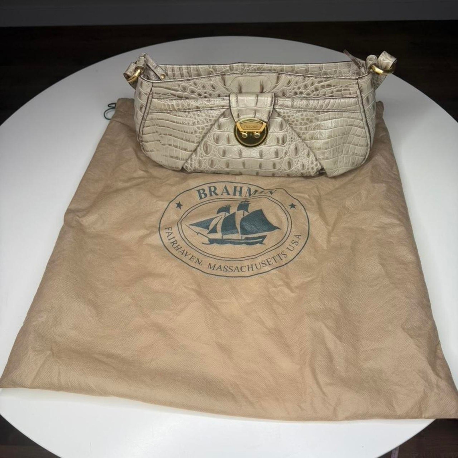 Brahmin Croc Embossed Shoulder Bag – Cream/Vanilla | Dust Bag Included