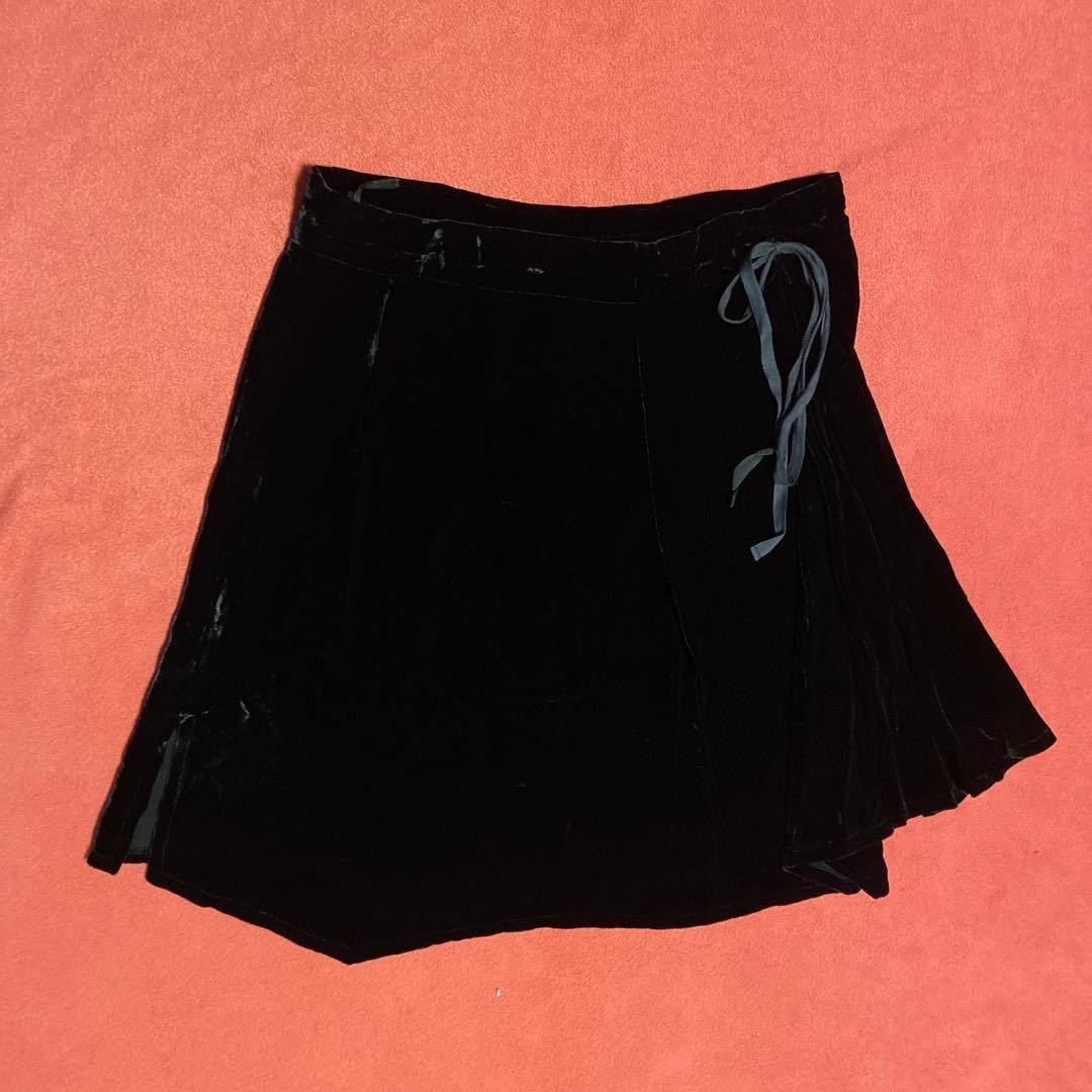 ANN DEMEULEMEESTER Black Velvet Flare Skirt Size 38 Vintage