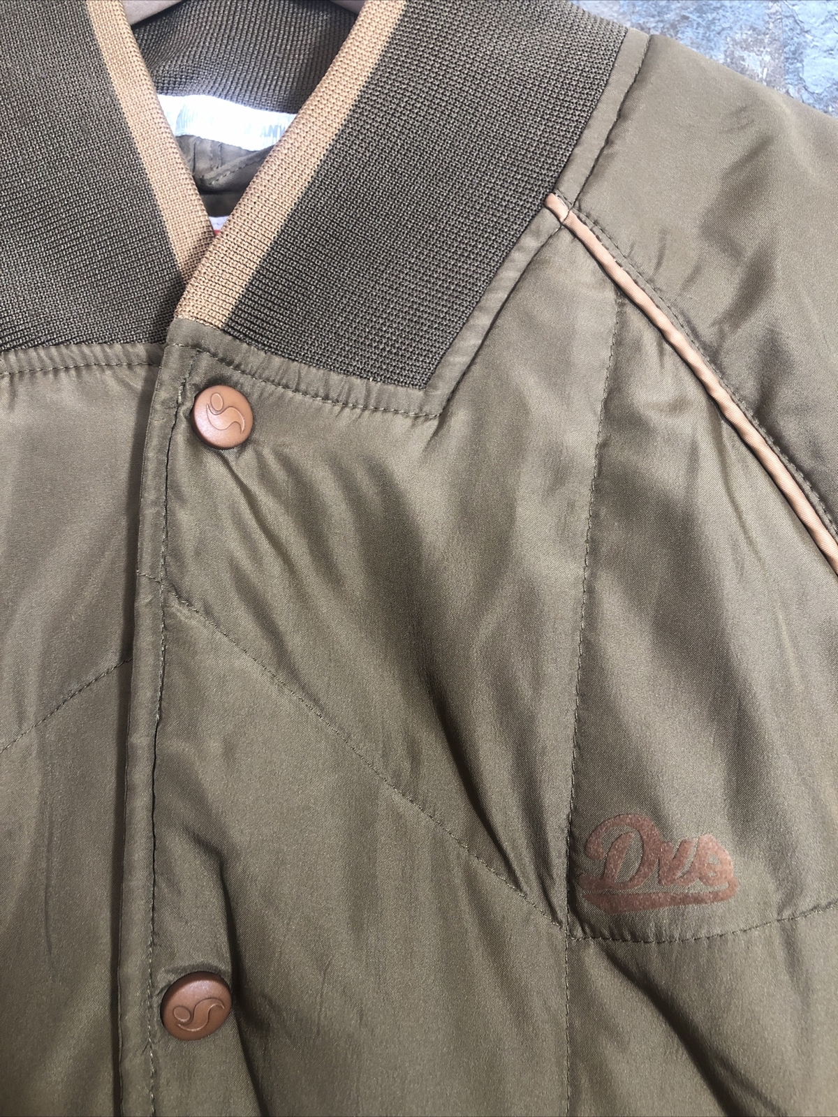DVS Shoe Company Mens M Medium Bomber Quilted Skater Jacket Brown Snap Button