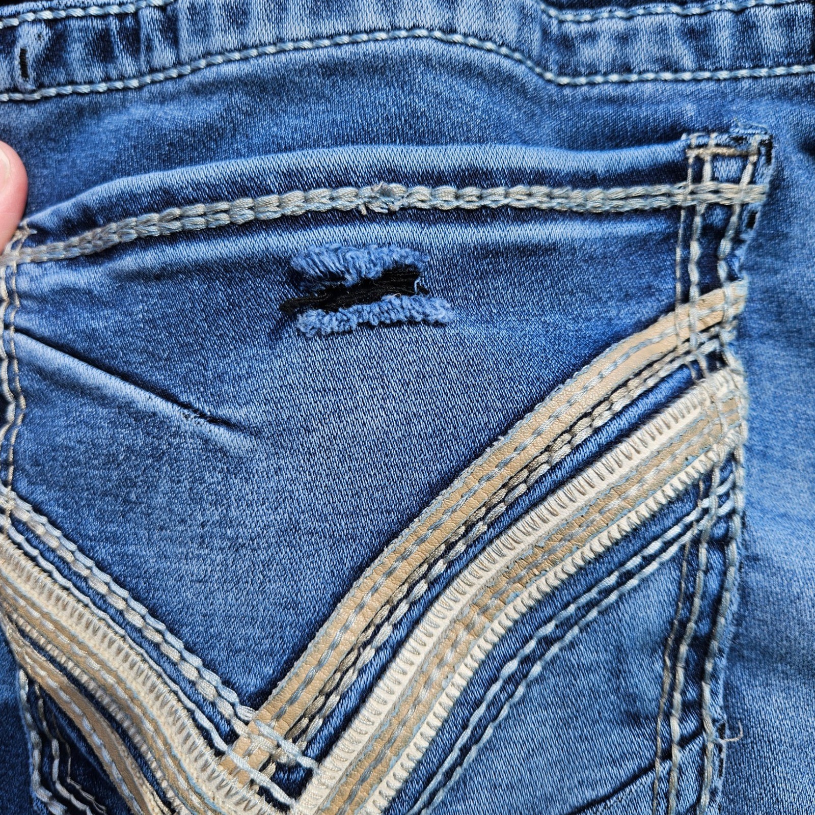 Buckle Black Fit No 3 Bootleg Jeans Mens 31R Medium Wash Embroidered Blue Denim