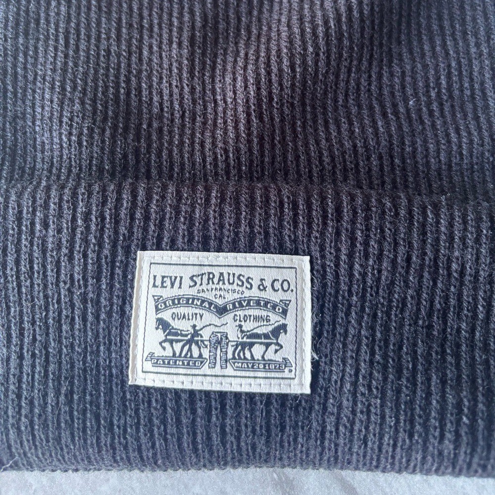 NWT Levi’s Men’s or Unisex Black Knit Beanie one size fits most