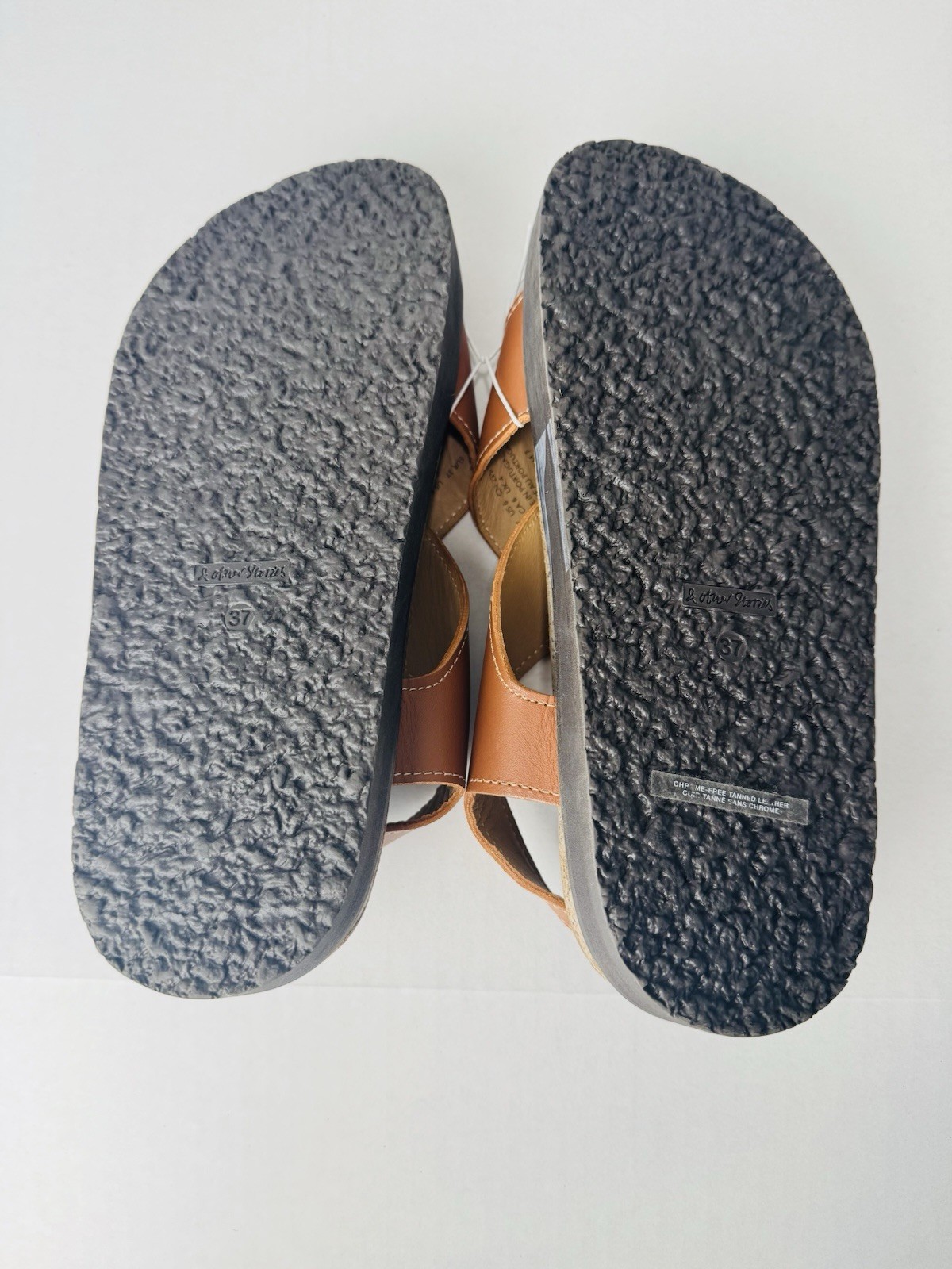 & Other Stories Tan Leather Cross Strap Sandals EU 37 NWO