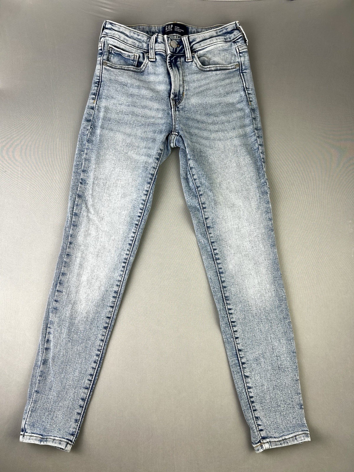 The Gap Women’s Size 2 26R Universal Skinny Mid Rise Jeans